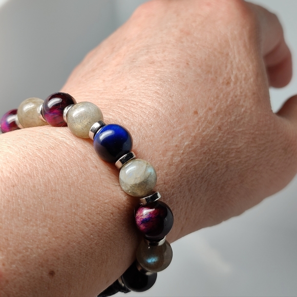 Labradorite, Blue/Purple Hawk's Eye natural gem Diffuser Bracelet - Hand Crafted - Picture 3 of 10